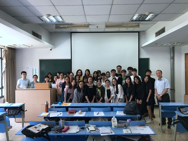 座谈会_副本.jpg